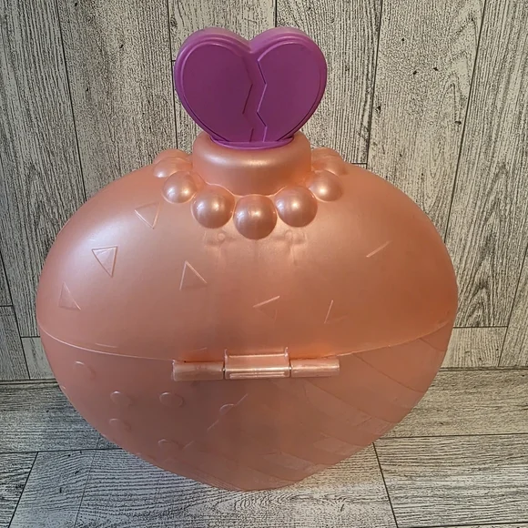 L.O.L. Surprise! Pink Heart-Shaped Doll Case - Picture 2 of 5